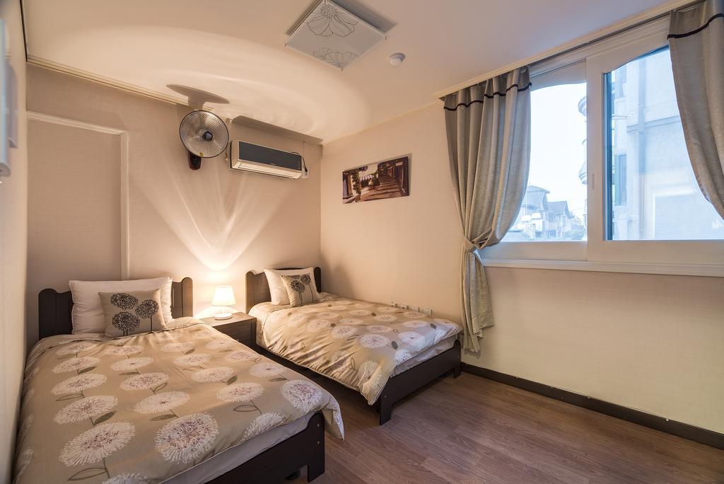 Готель Gold Hill Gh House Сеул Номер фото